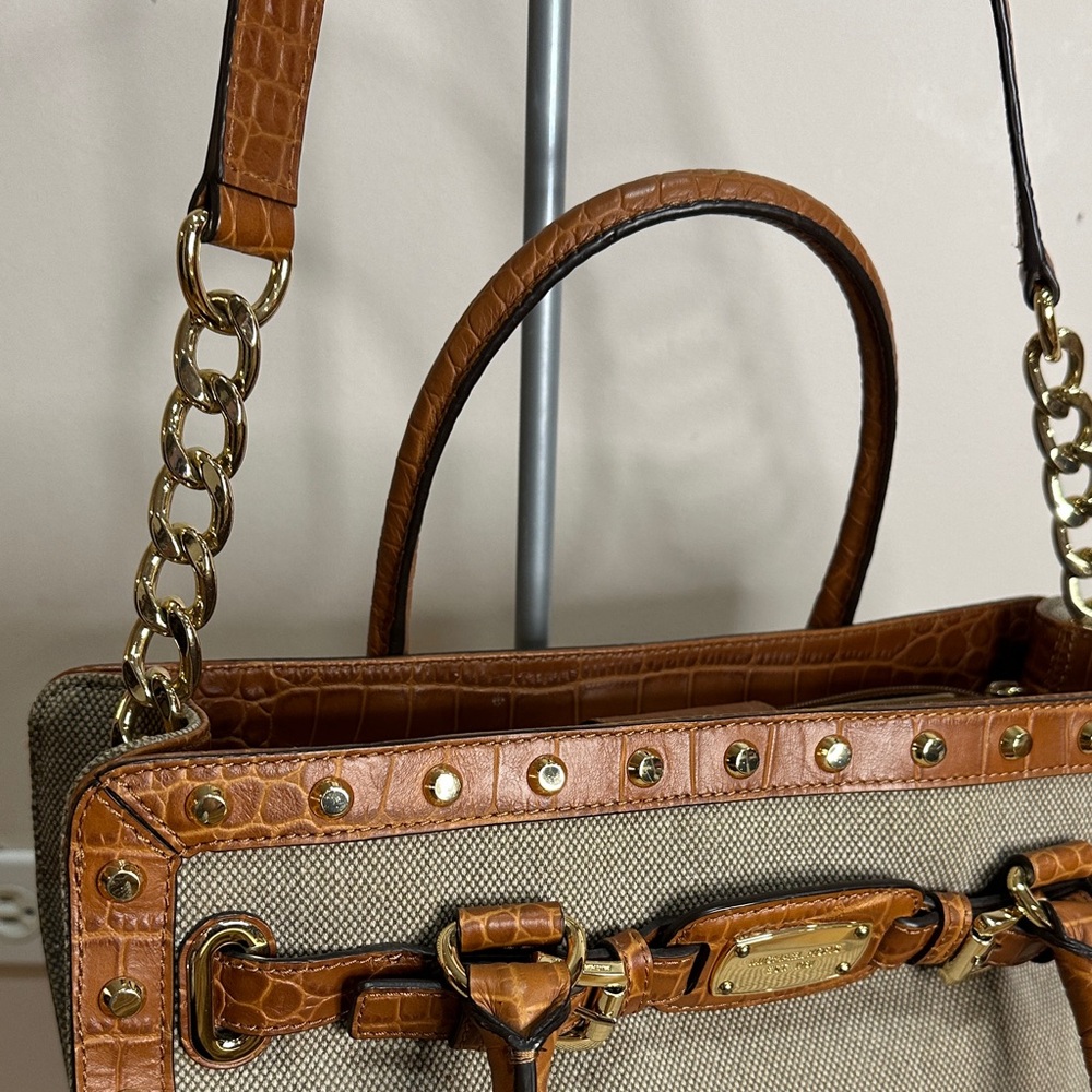 Michael Kors Brown Leather Shoulder Bag - Picture 3 of 8